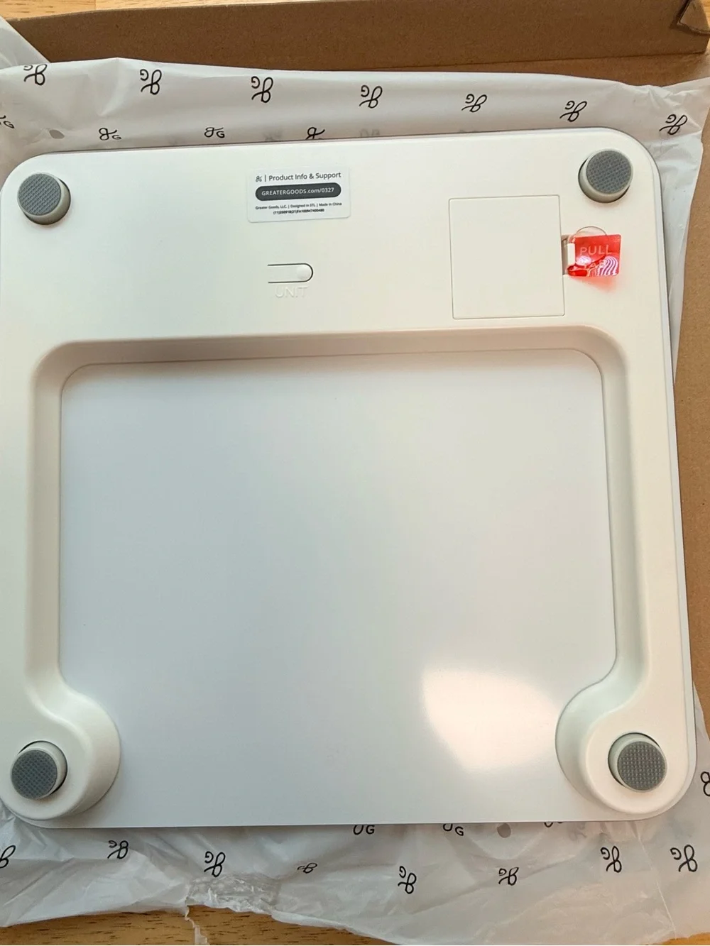 AccuCheck Glass Bathroom Scale in White